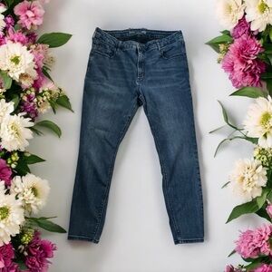 Old Navy Rockstar Super Skinny Jeans